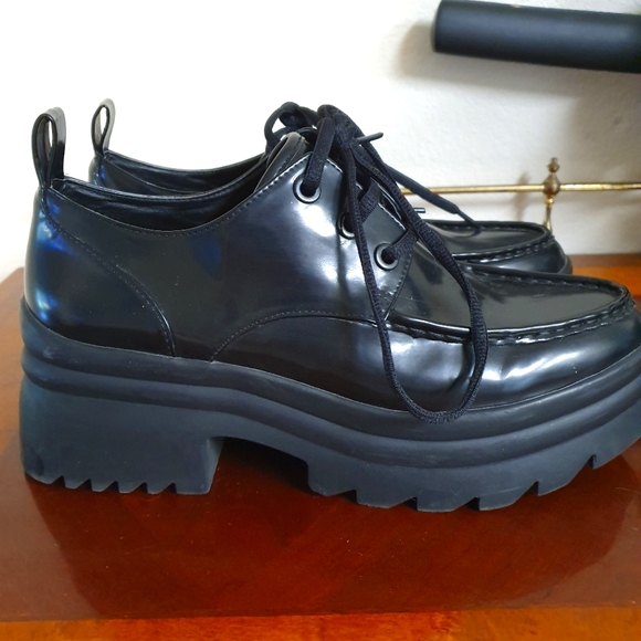 Black Platform Oxford